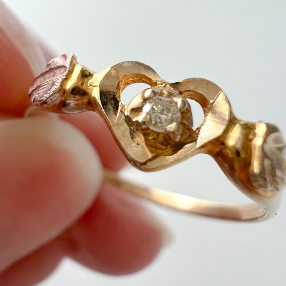 Stamper Black Hills Gold Heart-Shaped Diamond Ring - Picture 3 of 9